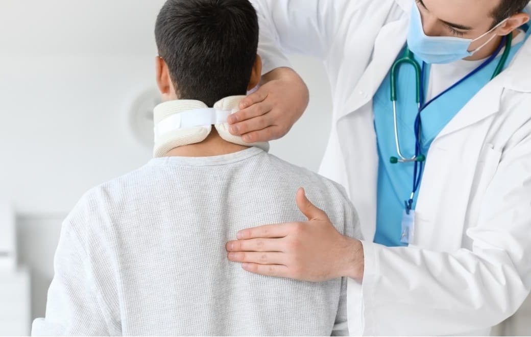 頚髄の損傷｜リハビリは患者の生活への不安を軽減する重要な手段！頸髄損傷の症状も解説
